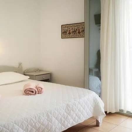 Zanneta's House * Naousa (Paros)